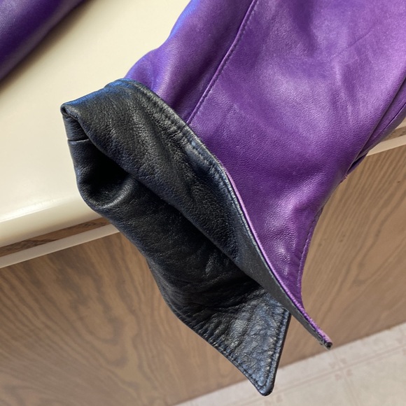 Begedor 1980s purple leather dress featuring a two way zipper and side zippers. - Picture 6 of 9